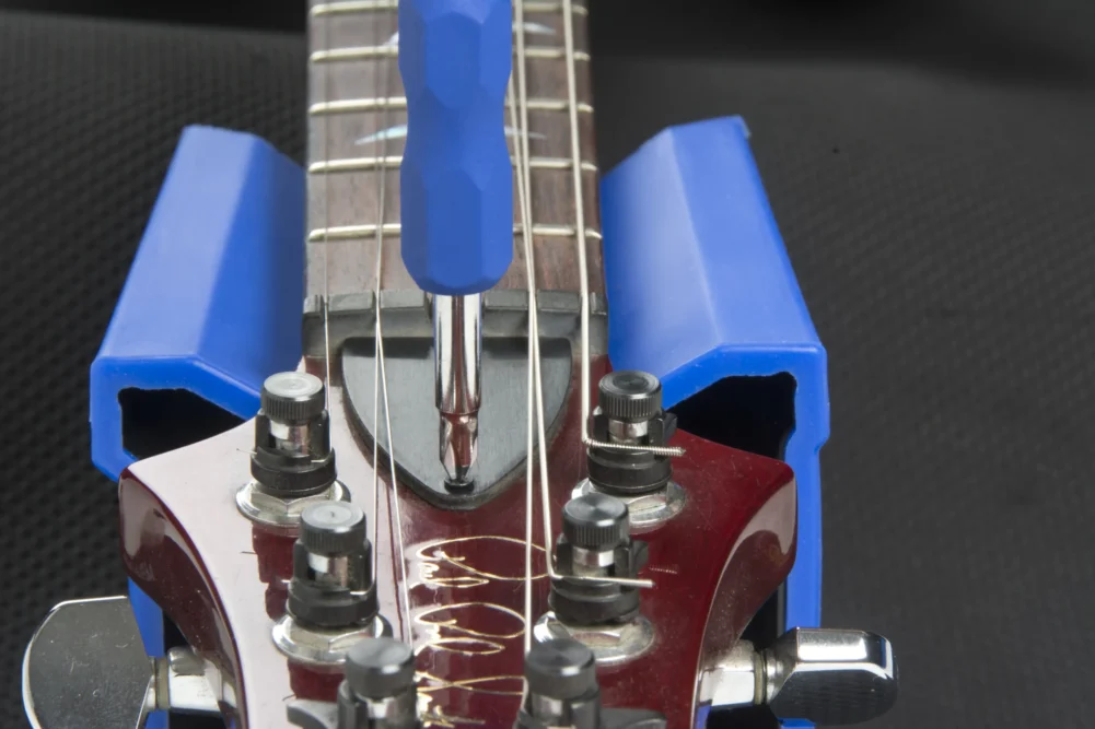 Handy Screwdriver for small truss rod cover screws