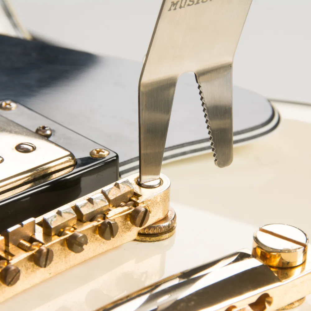 flat head design can use as screwdriver