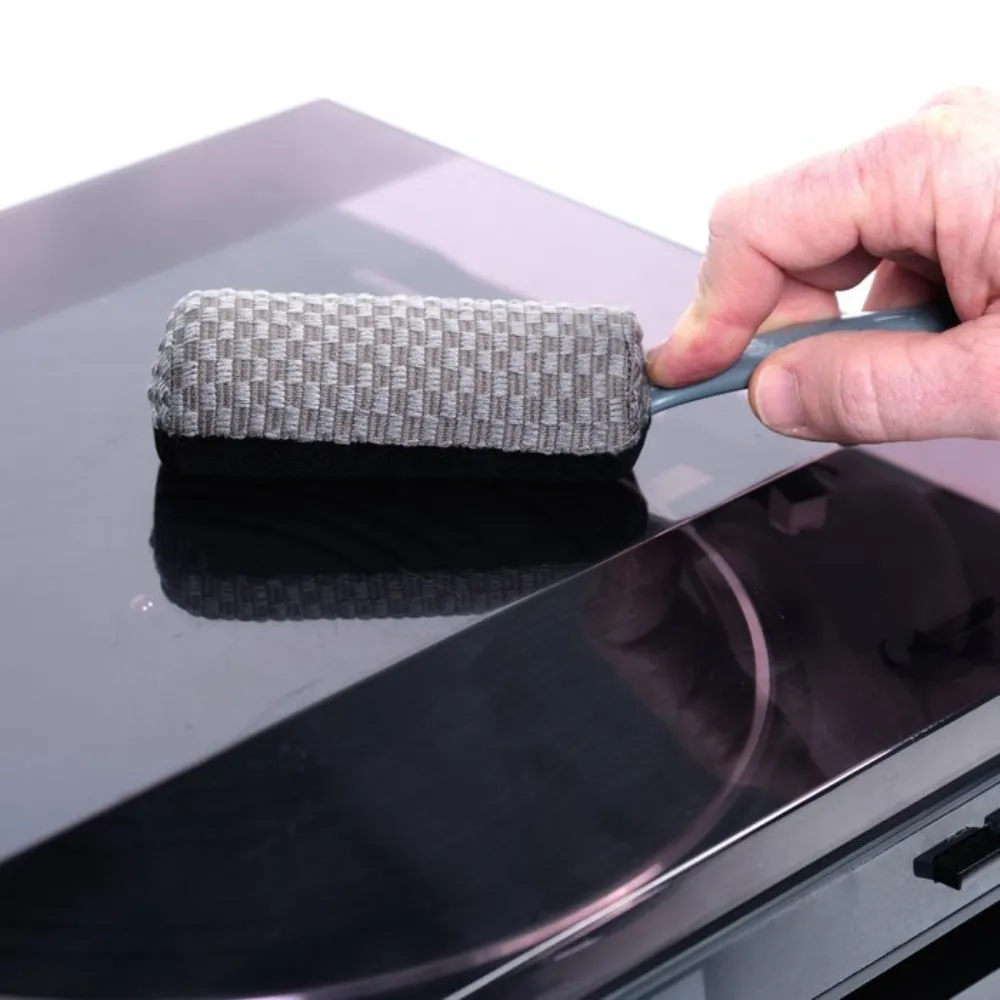 Turntable Cover Cleaner
