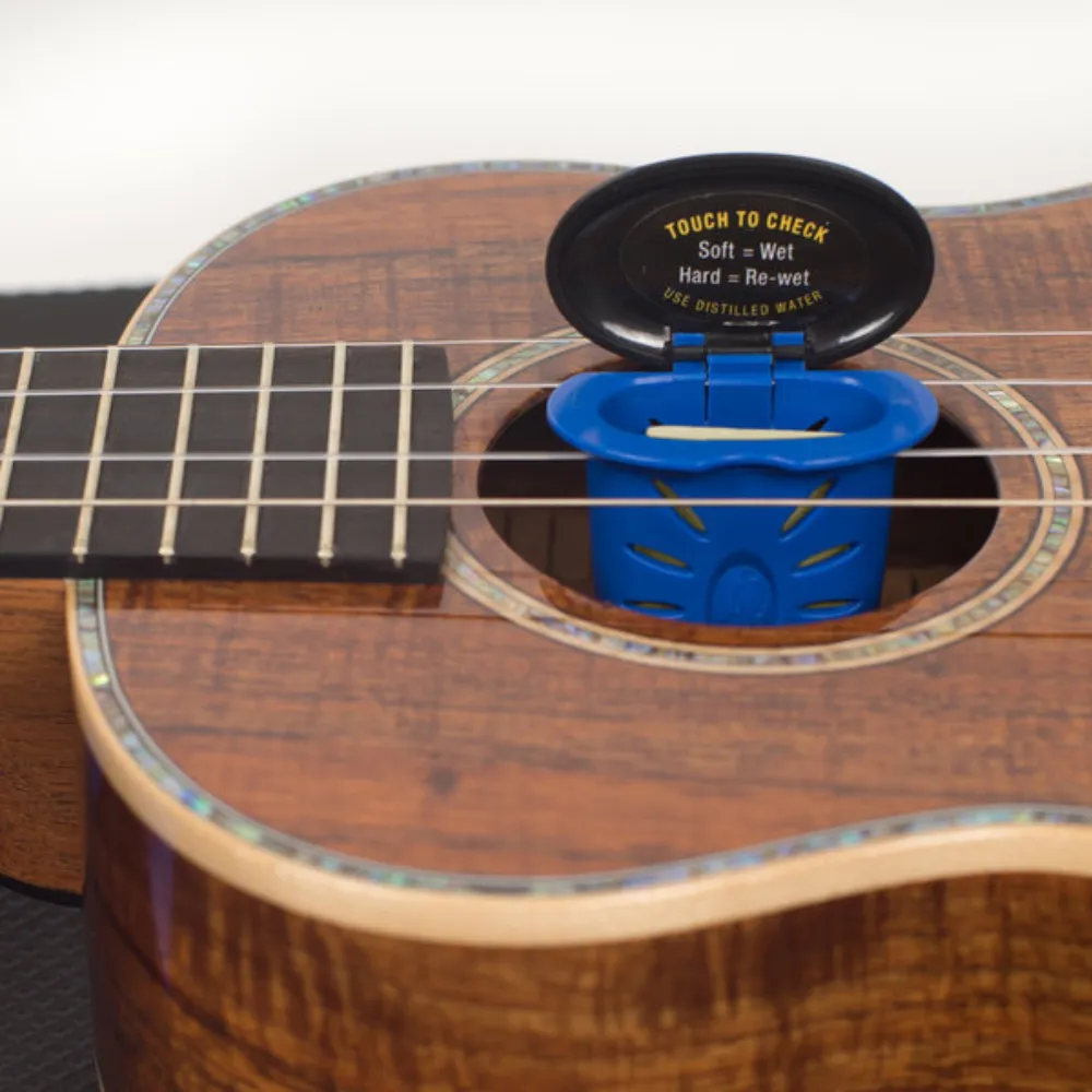 4 (1) Ukulele Humidifier in Sound Hole between strings